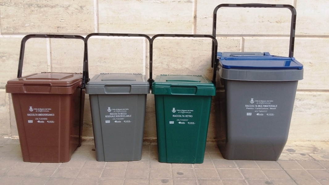 Nuova organizzazione estiva del servizio di raccolta porta a porta dei rifiuti 