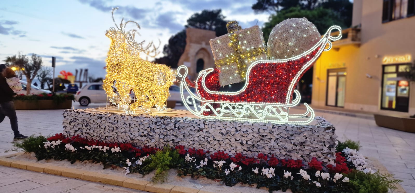 Natale in piazza, il programma di domenica 8 dicembre